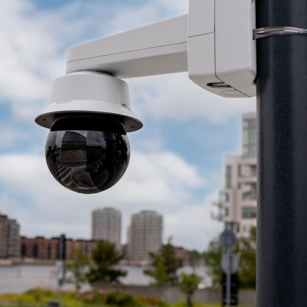 AXIS Q6318-LE PTZ Video Camera