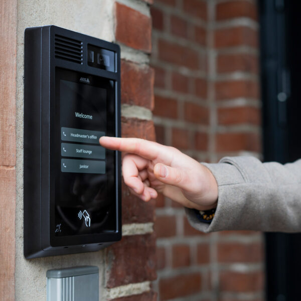 AXIS I8307-VE Network Video Intercom